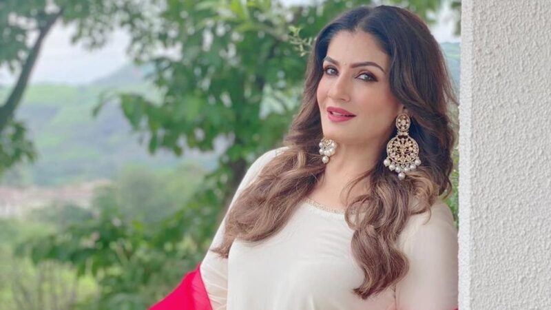 Raveena Tandon remembers being replaced in films as hero's girlfriend is 'insecure': 'The best part is she dumped it and ...'