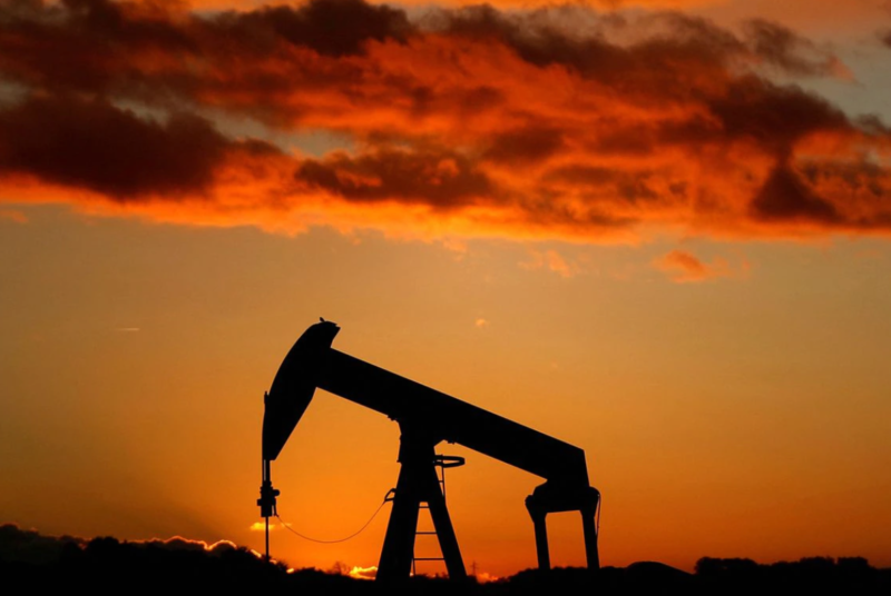 2% slide oil as Iran's conversation late in the Ukrainian crisis