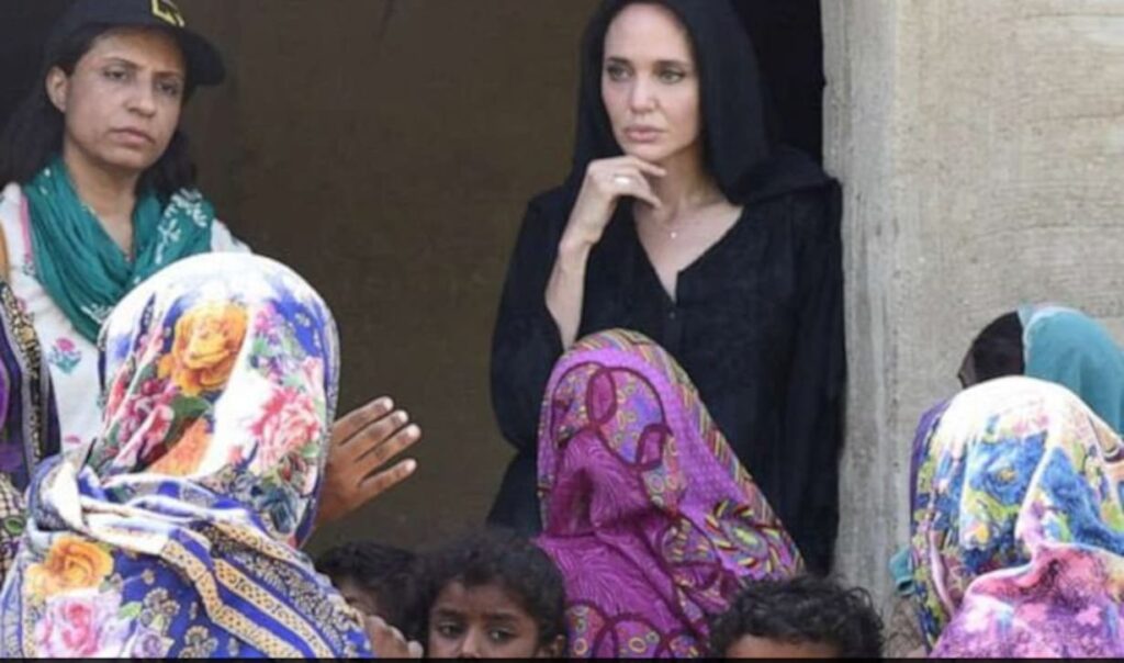 “never Seen Anything Like This” Angelina Jolie In Flood Hit Pakistan The Daily Analysis