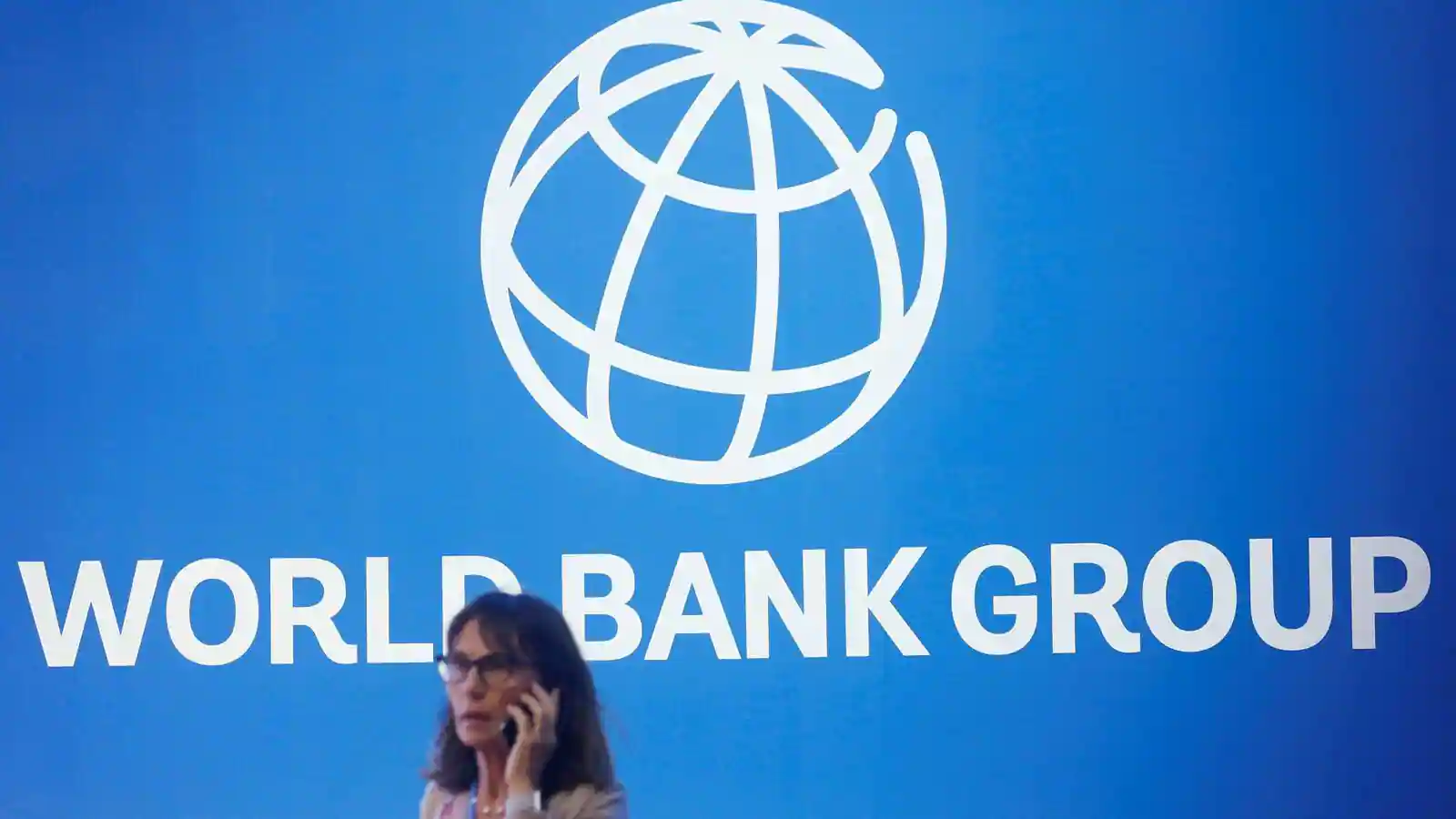 World Bank cuts 2023 forecasts and warns of global recession